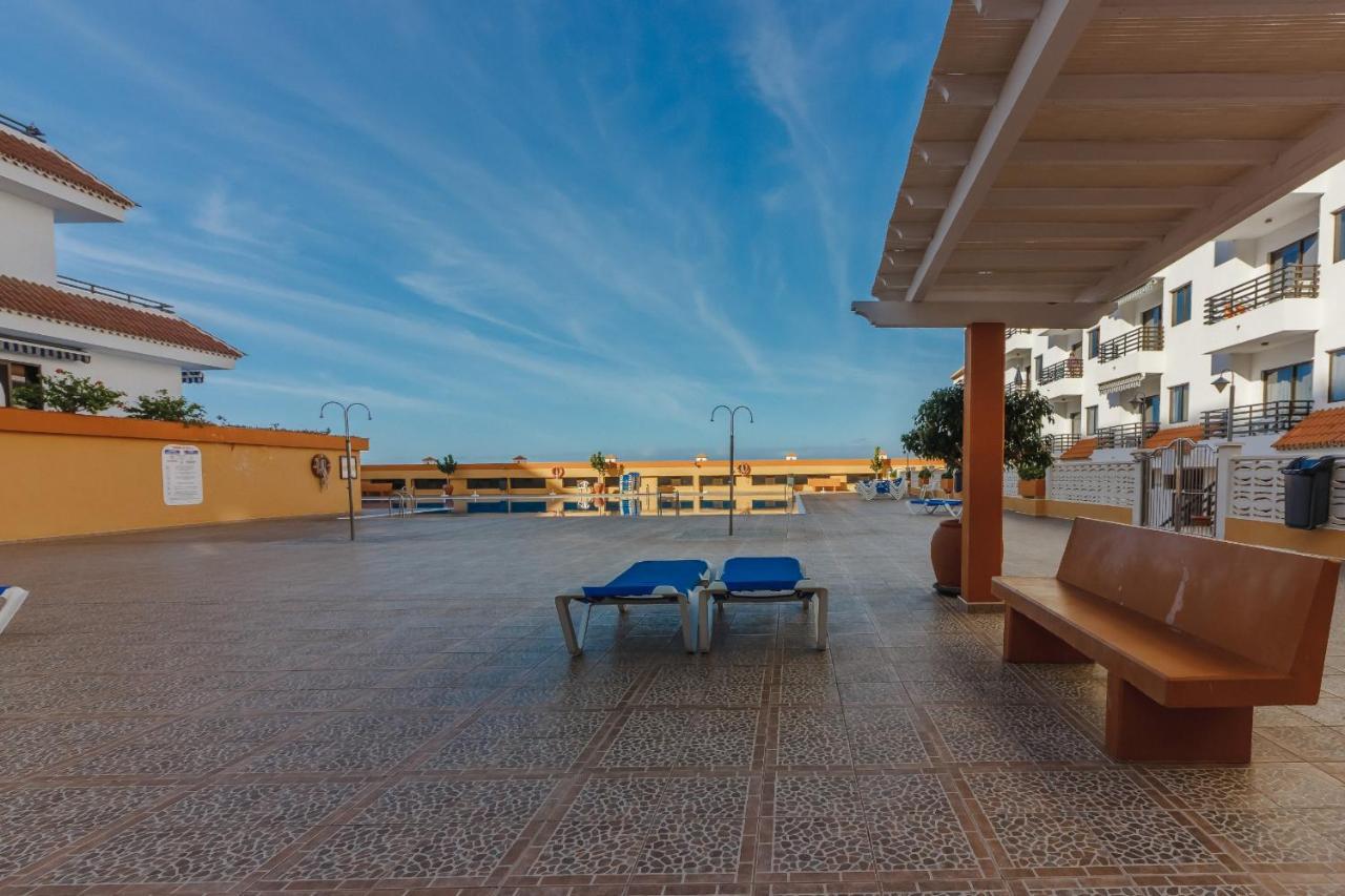 Seguro Spacious Apartment With Roomy Terrace Puerto de Santiago  Exterior foto