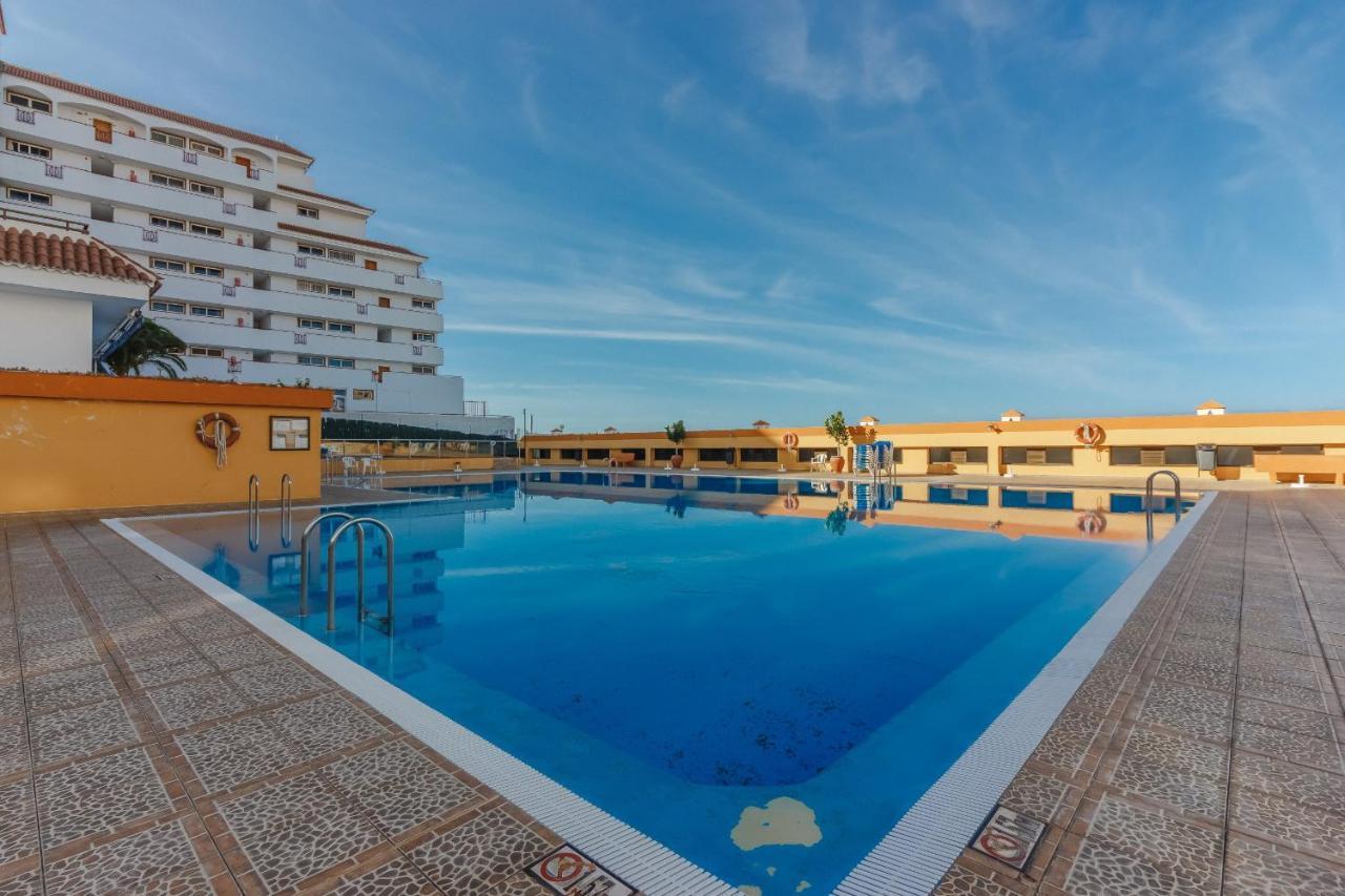 Seguro Spacious Apartment With Roomy Terrace Puerto de Santiago  Exterior foto